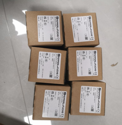ホットセール オリジナル 新品 鏡反射型 光電気型 P+F RLK39-54Z31-40A-116 安いストック