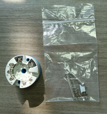 100% オリジナル E+H TMT84-A1A2A 温度伝達器 IP65 格付けとステンレス鋼の構造