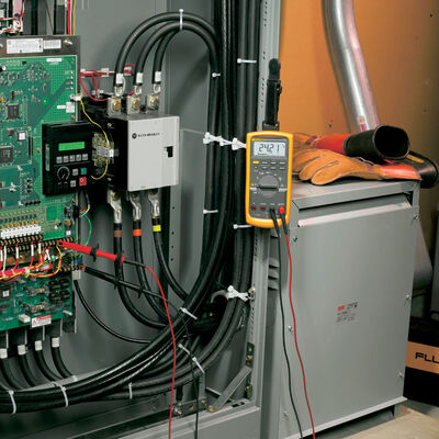 Brand new original American Fluke 87V high-precision digital multimeter in stock